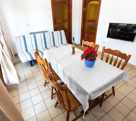 Apartment Pakostane